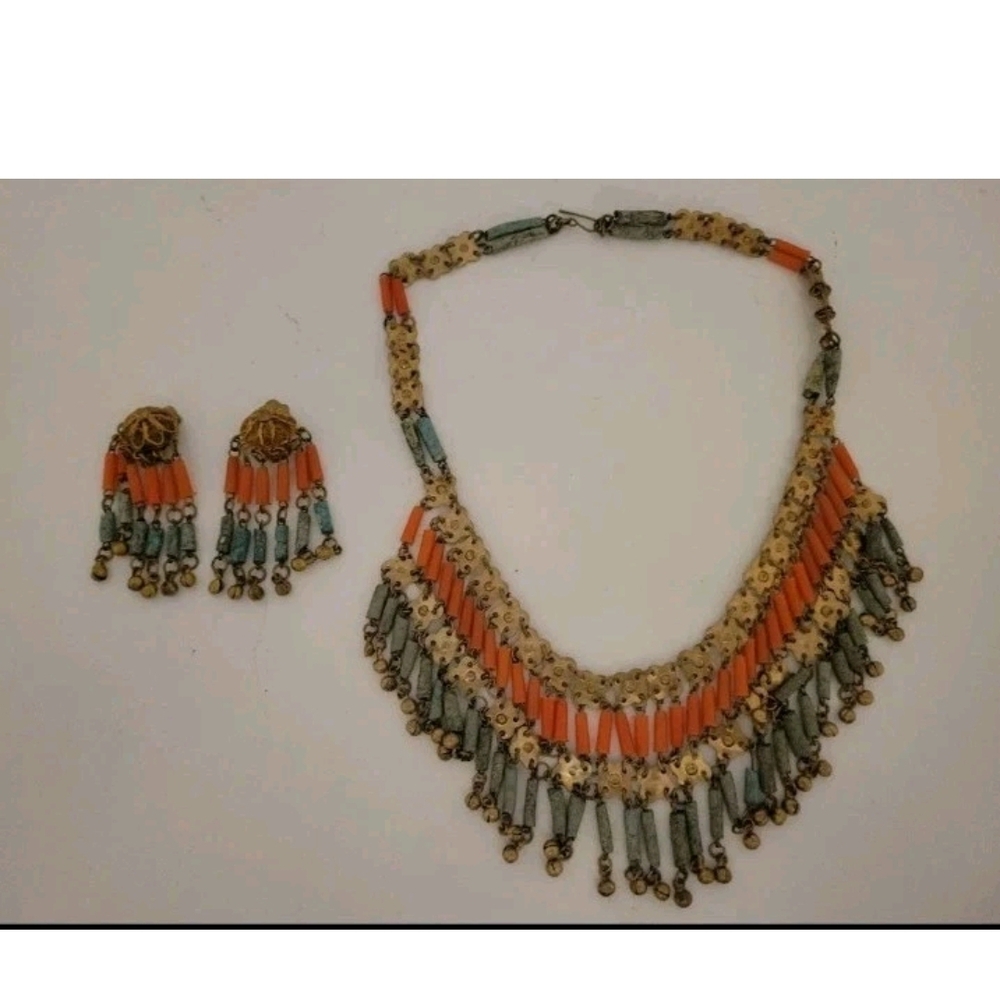Elegant Multicolor Beaded Necklace and Earring Set